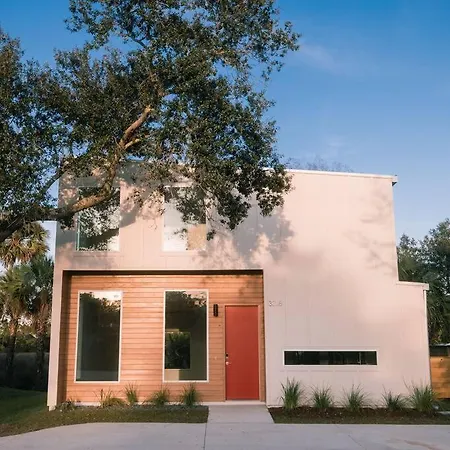 Marsh View - Modern Getaway - Mins From Downtown Villa